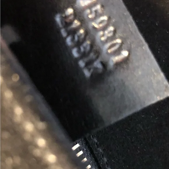 GUCCI Suede Black Handbag with Black Patent Leather Shoulder Strap - Picture 4 of 16